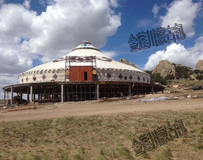 恭喜金蓮川烏里雅斯太山蒙古包制作完成?。?！